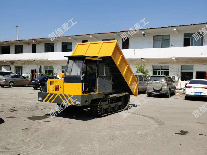 履帶運(yùn)輸車