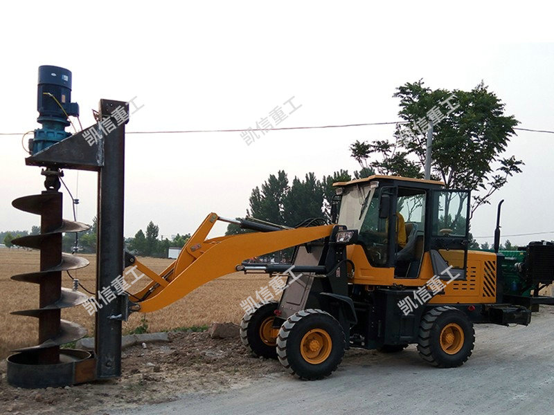 電線(xiàn)桿打樁機(jī)