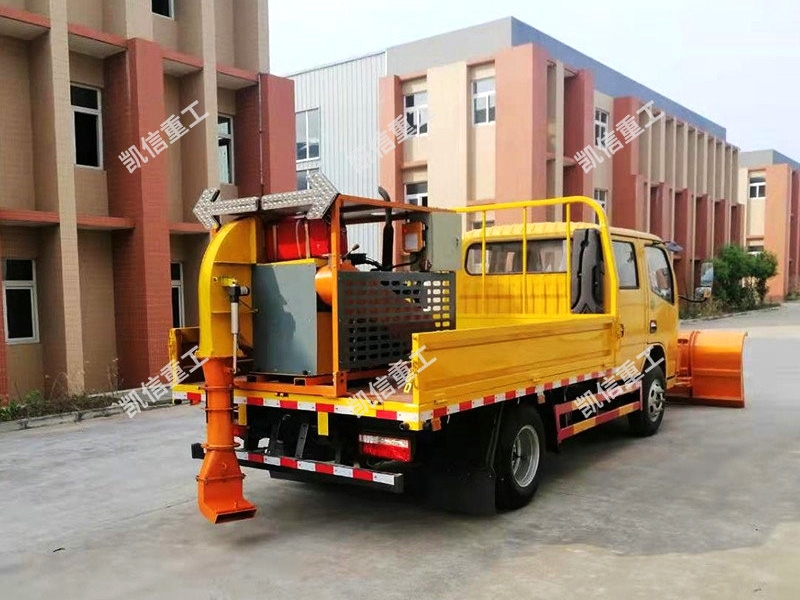 道路應(yīng)急吹風(fēng)清掃車(chē)-帶公告